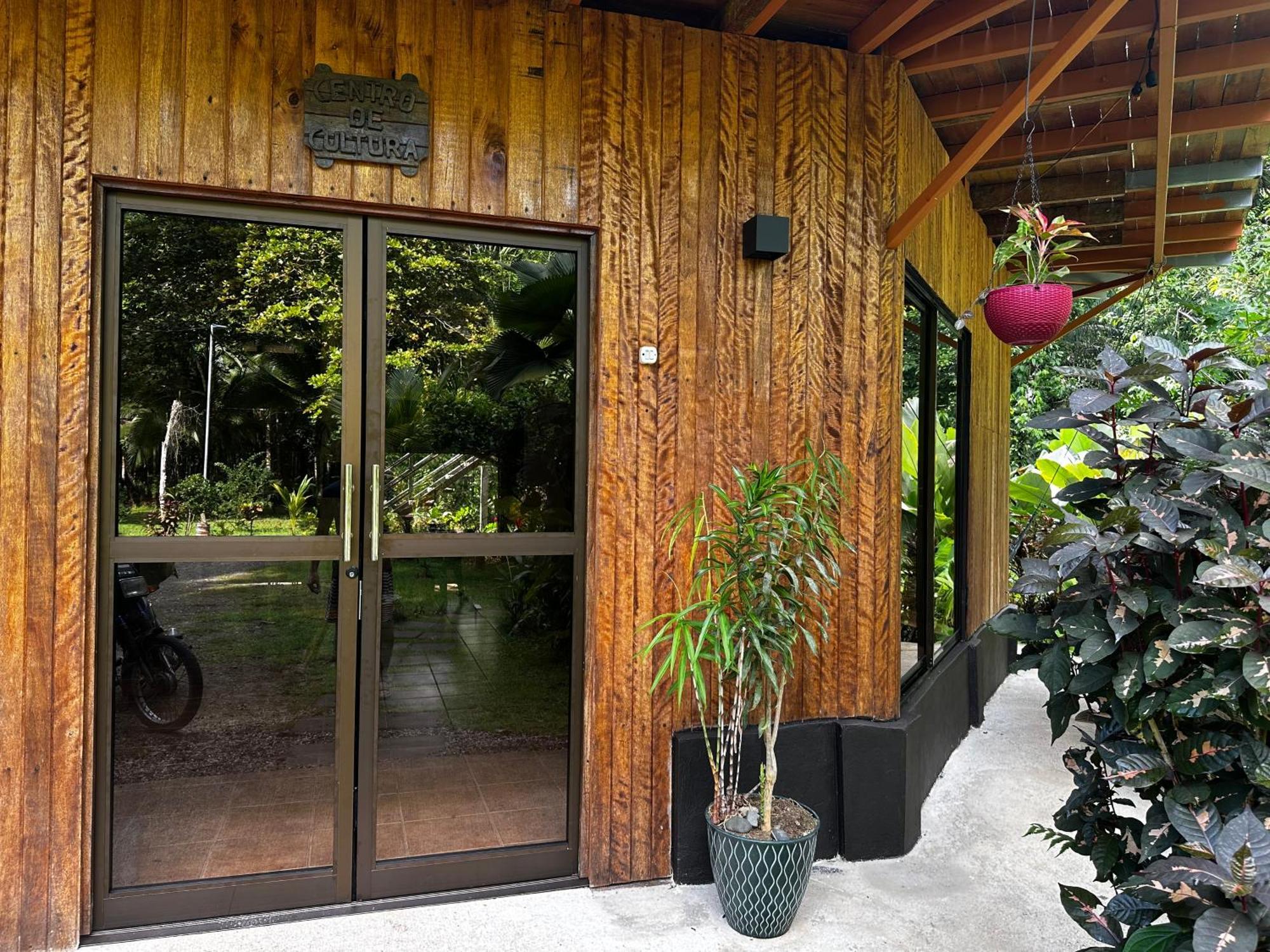 La Amapola Lodge, Bungalow En Peninsula De Osa. Barrigones Exteriör bild